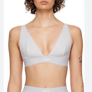 Skims Gray Plunge Bra